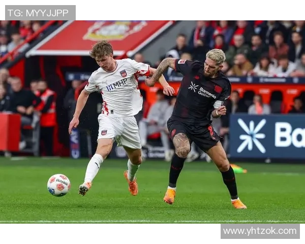 柏德柏恩与科隆的激烈对决展现德甲球队的实力与魅力